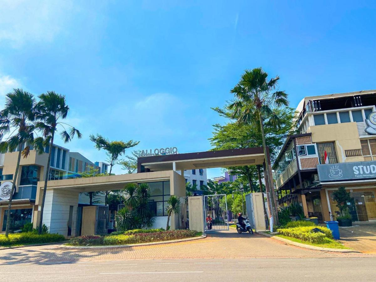 Aloha Guest House - 1 Male Only Tangerang Ngoại thất bức ảnh